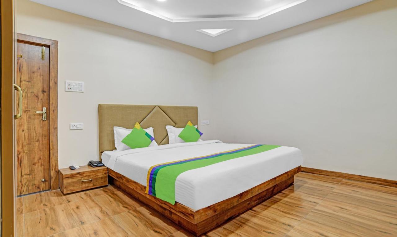 Treebo Nirvana Elite Indore Exterior photo